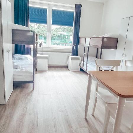 Sechsbettzimmer "Blau" In Zentraler Lage BRE Exteriör bild